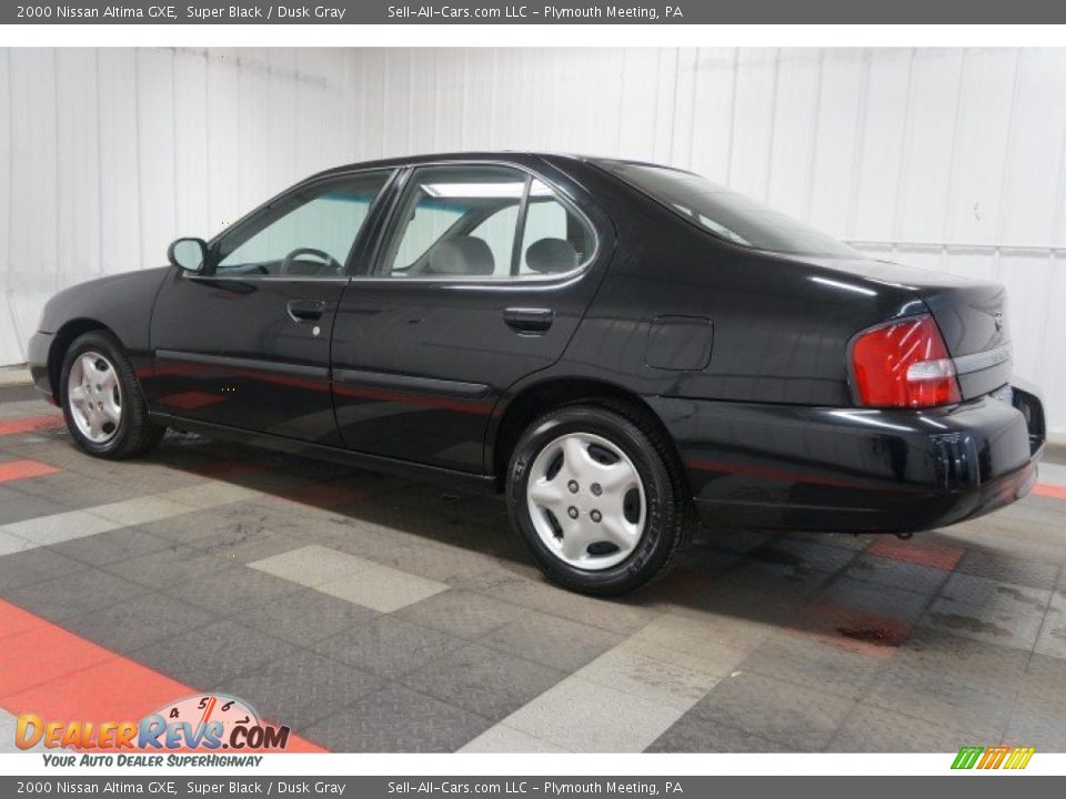 2000 Nissan Altima GXE Super Black / Dusk Gray Photo #11