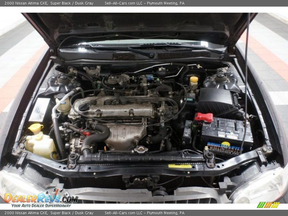 2000 Nissan Altima GXE Super Black / Dusk Gray Photo #32