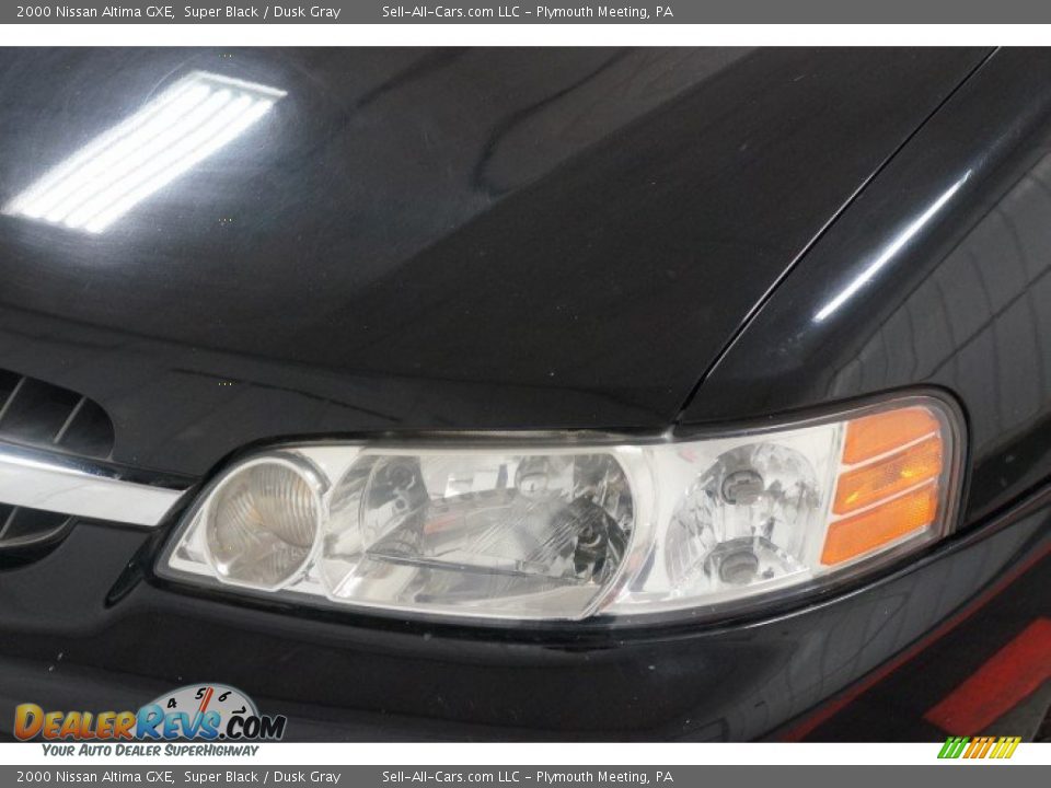 2000 Nissan Altima GXE Super Black / Dusk Gray Photo #36