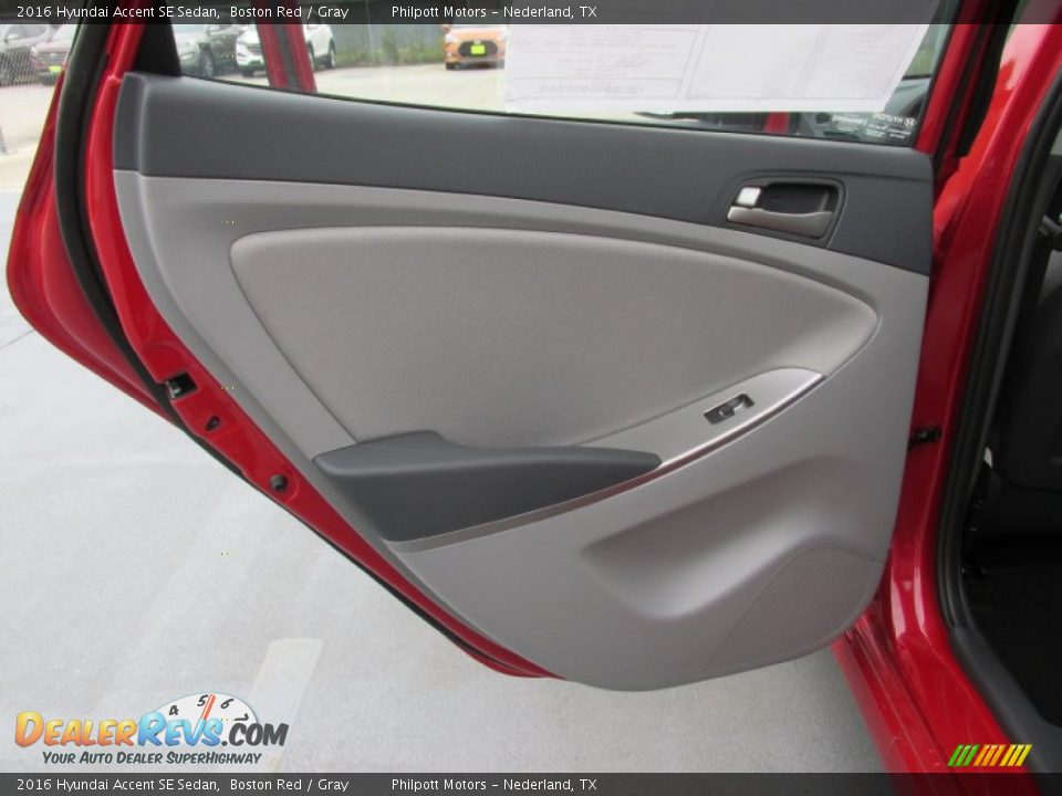 2016 Hyundai Accent SE Sedan Boston Red / Gray Photo #17