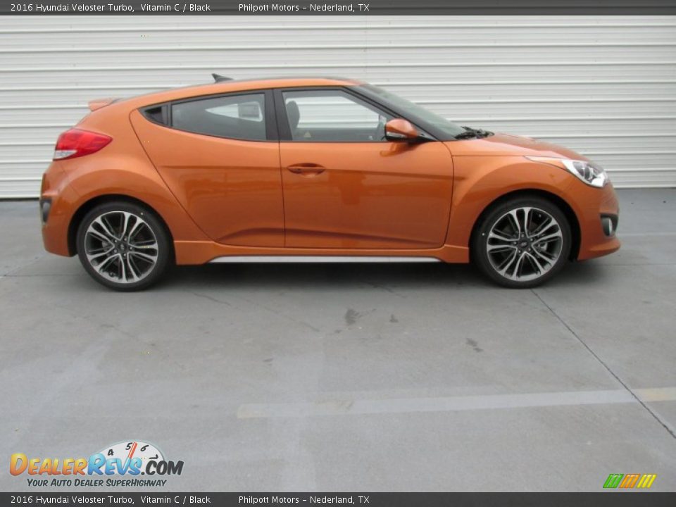 Vitamin C 2016 Hyundai Veloster Turbo Photo #3