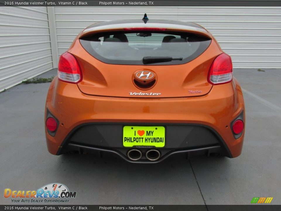 2016 Hyundai Veloster Turbo Vitamin C / Black Photo #5