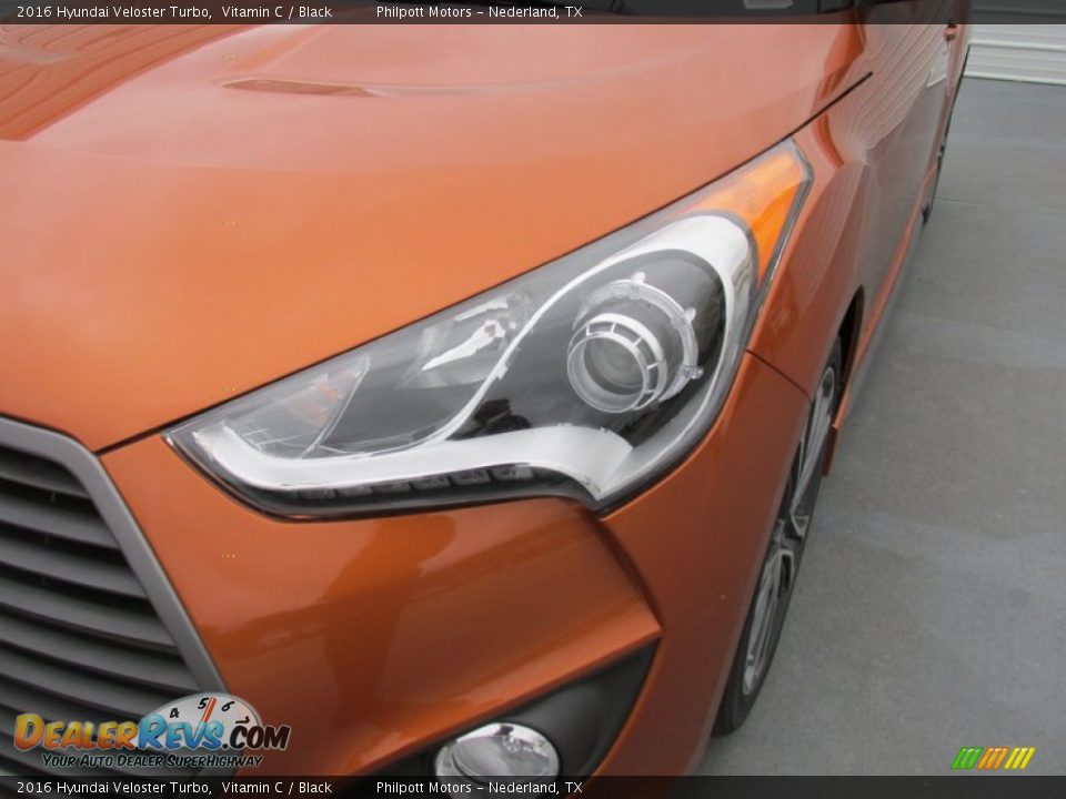 2016 Hyundai Veloster Turbo Vitamin C / Black Photo #9