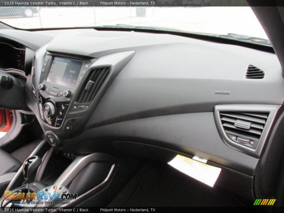 2016 Hyundai Veloster Turbo Vitamin C / Black Photo #16