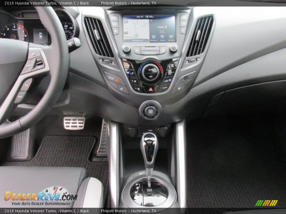 2016 Hyundai Veloster Turbo Vitamin C / Black Photo #21