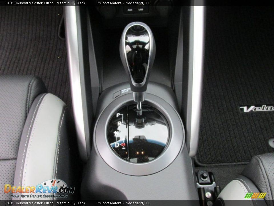 2016 Hyundai Veloster Turbo Vitamin C / Black Photo #24