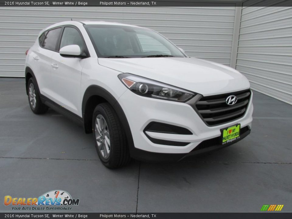 2016 Hyundai Tucson SE Winter White / Beige Photo #1