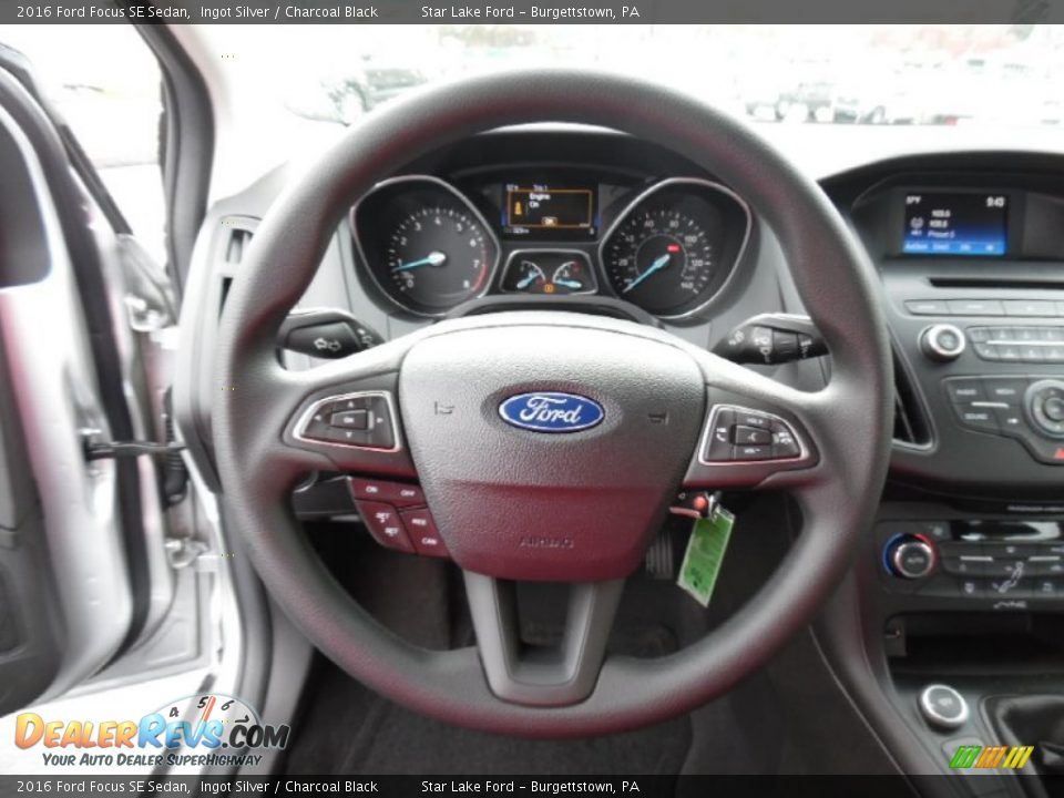 2016 Ford Focus SE Sedan Steering Wheel Photo #15