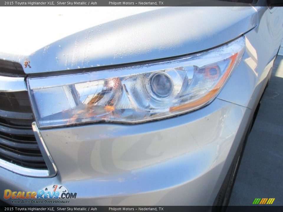 2015 Toyota Highlander XLE Silver Sky Metallic / Ash Photo #9