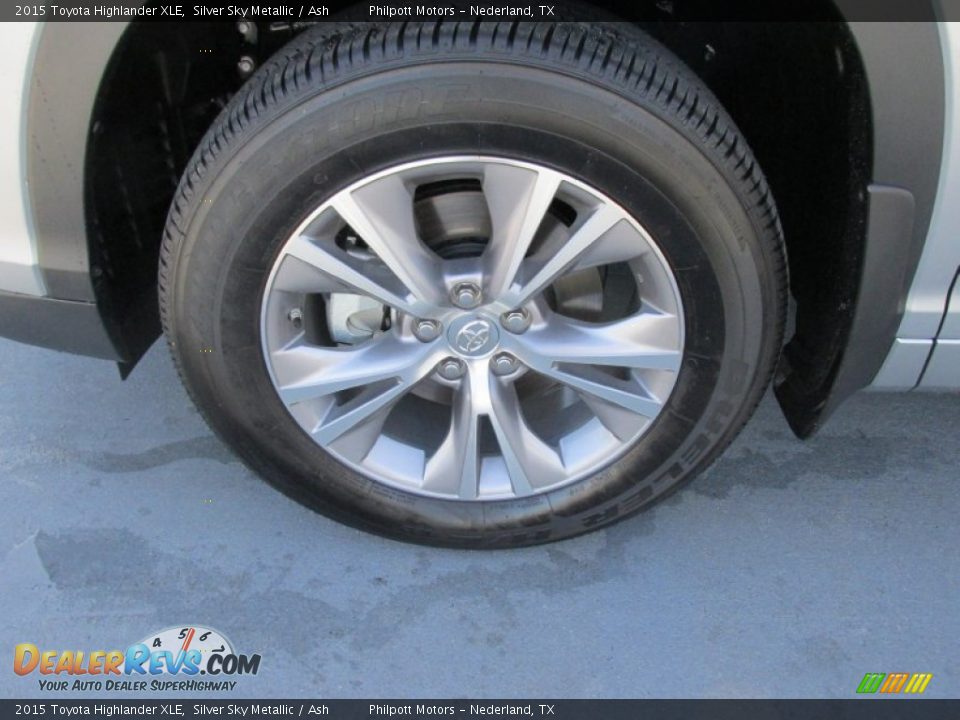 2015 Toyota Highlander XLE Silver Sky Metallic / Ash Photo #11