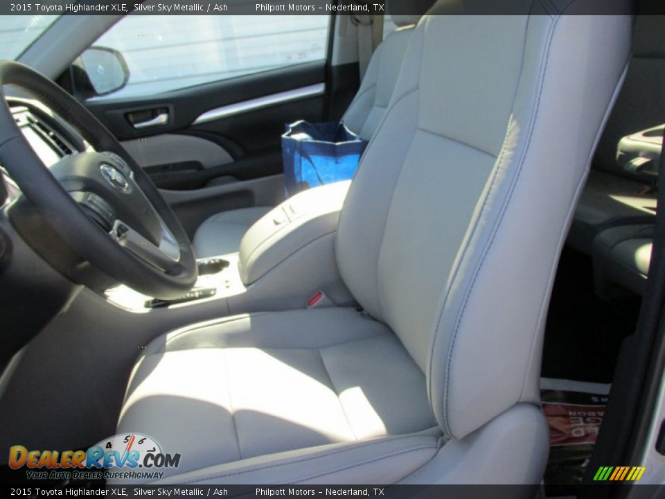 2015 Toyota Highlander XLE Silver Sky Metallic / Ash Photo #22