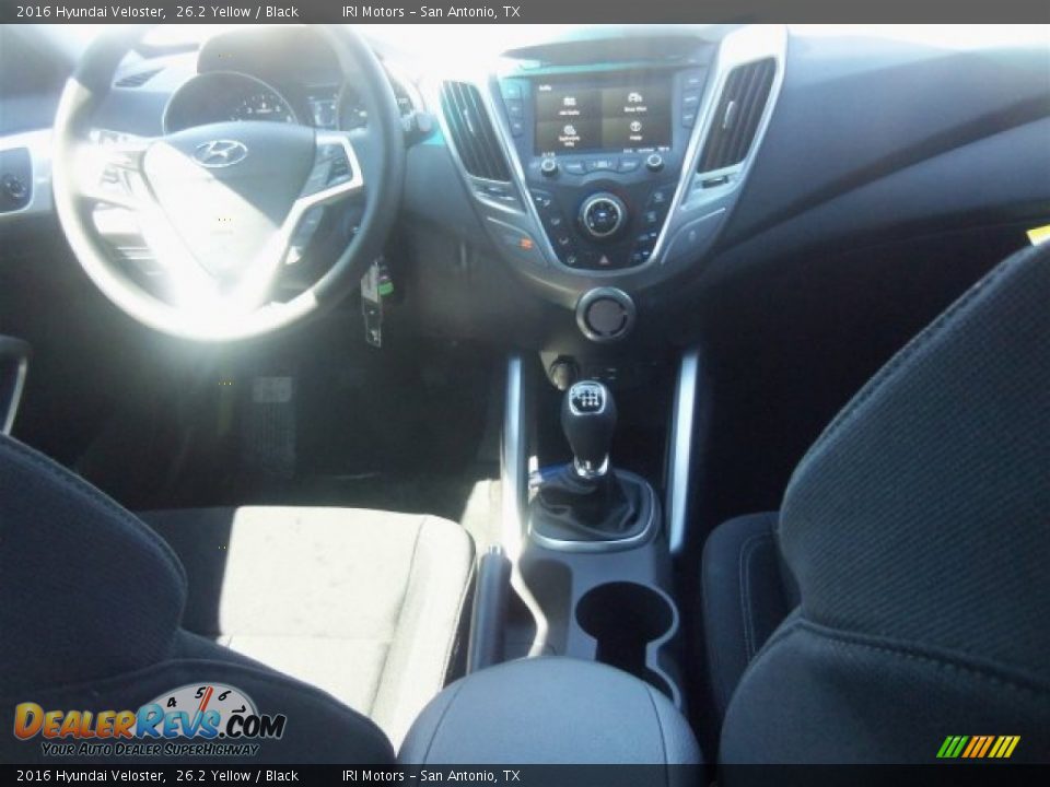 2016 Hyundai Veloster 26.2 Yellow / Black Photo #17