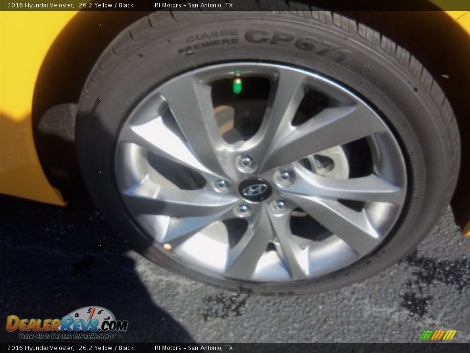 2016 Hyundai Veloster 26.2 Yellow / Black Photo #19