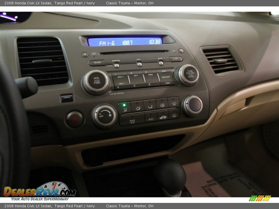 Controls of 2008 Honda Civic LX Sedan Photo #9