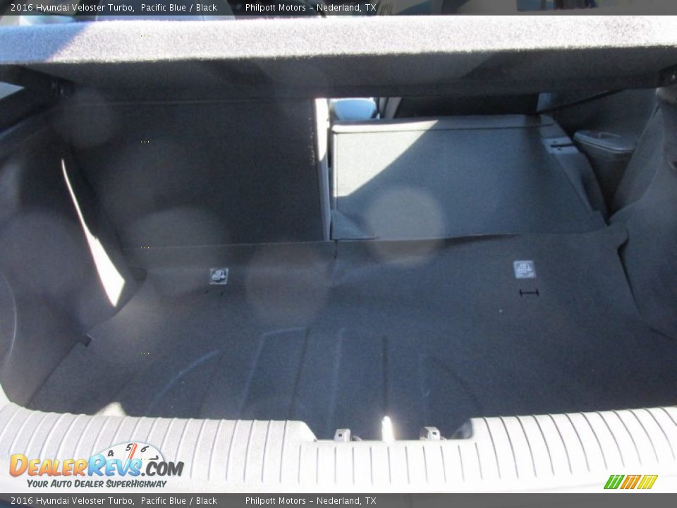 2016 Hyundai Veloster Turbo Pacific Blue / Black Photo #15
