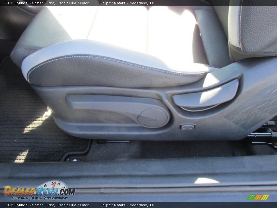 2016 Hyundai Veloster Turbo Pacific Blue / Black Photo #21
