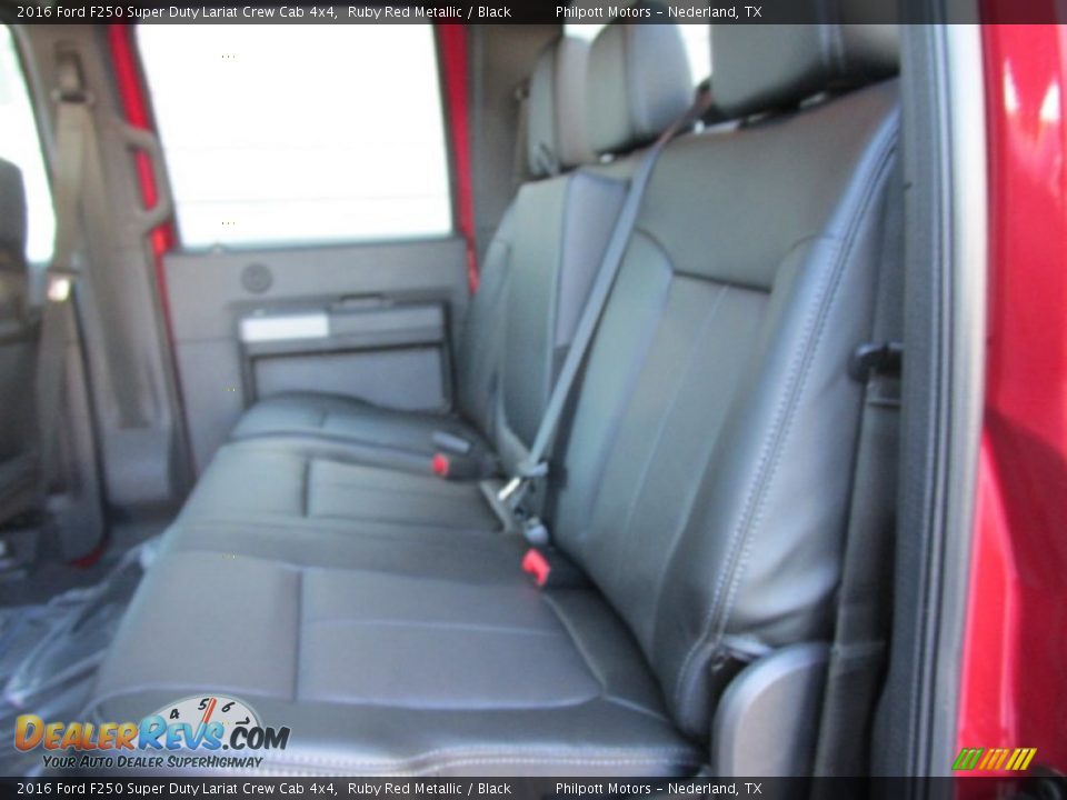 2016 Ford F250 Super Duty Lariat Crew Cab 4x4 Ruby Red Metallic / Black Photo #20