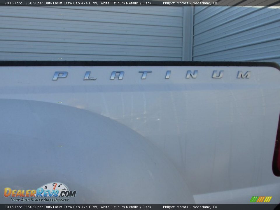 2016 Ford F350 Super Duty Lariat Crew Cab 4x4 DRW White Platinum Metallic / Black Photo #18