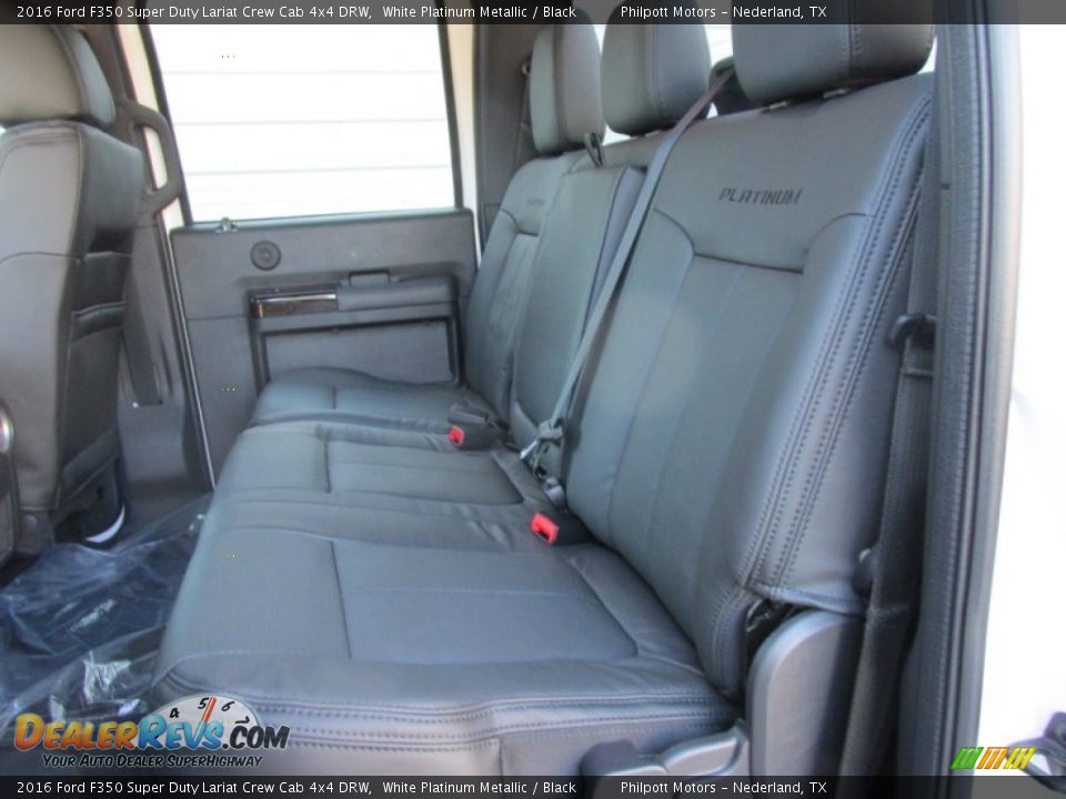 2016 Ford F350 Super Duty Lariat Crew Cab 4x4 DRW White Platinum Metallic / Black Photo #22