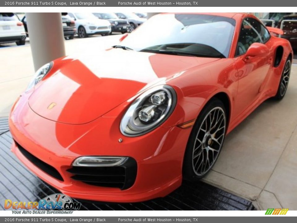 Front 3/4 View of 2016 Porsche 911 Turbo S Coupe Photo #3