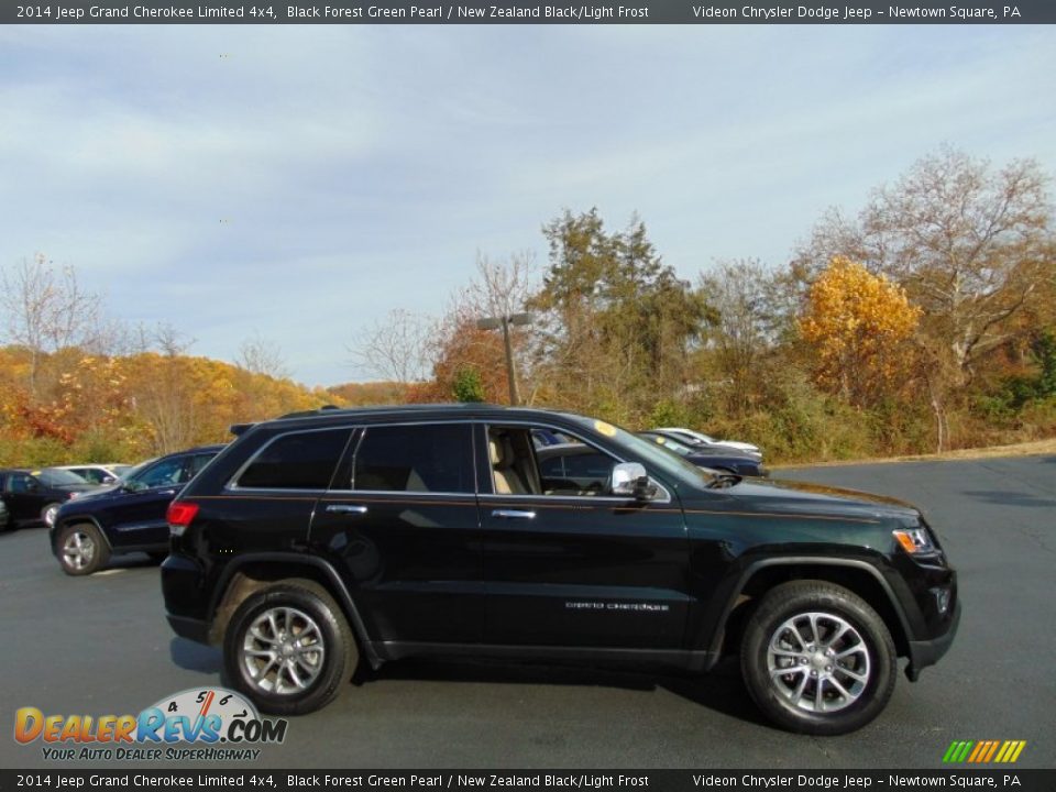 2014 Jeep Grand Cherokee Limited 4x4 Black Forest Green Pearl / New Zealand Black/Light Frost Photo #2
