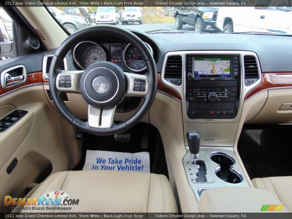 2011 Jeep Grand Cherokee Limited 4x4 Stone White / Black/Light Frost Beige Photo #17