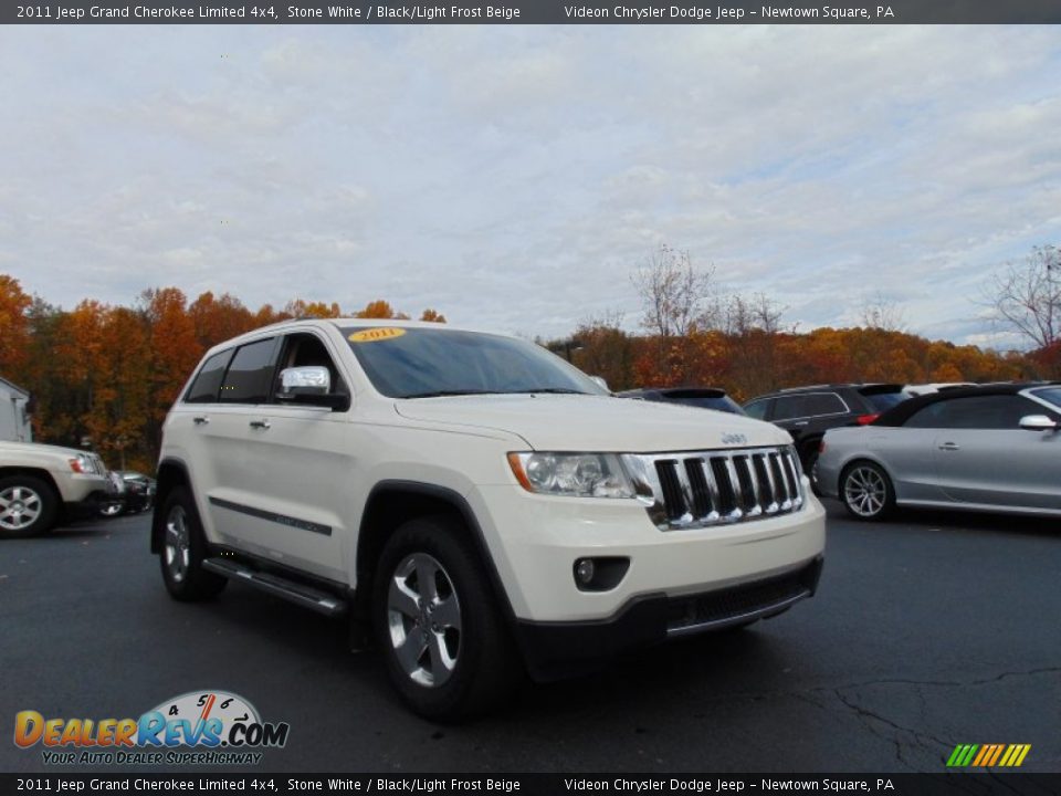 2011 Jeep Grand Cherokee Limited 4x4 Stone White / Black/Light Frost Beige Photo #31