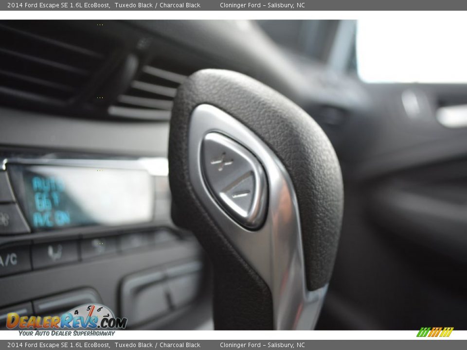 2014 Ford Escape SE 1.6L EcoBoost Tuxedo Black / Charcoal Black Photo #26