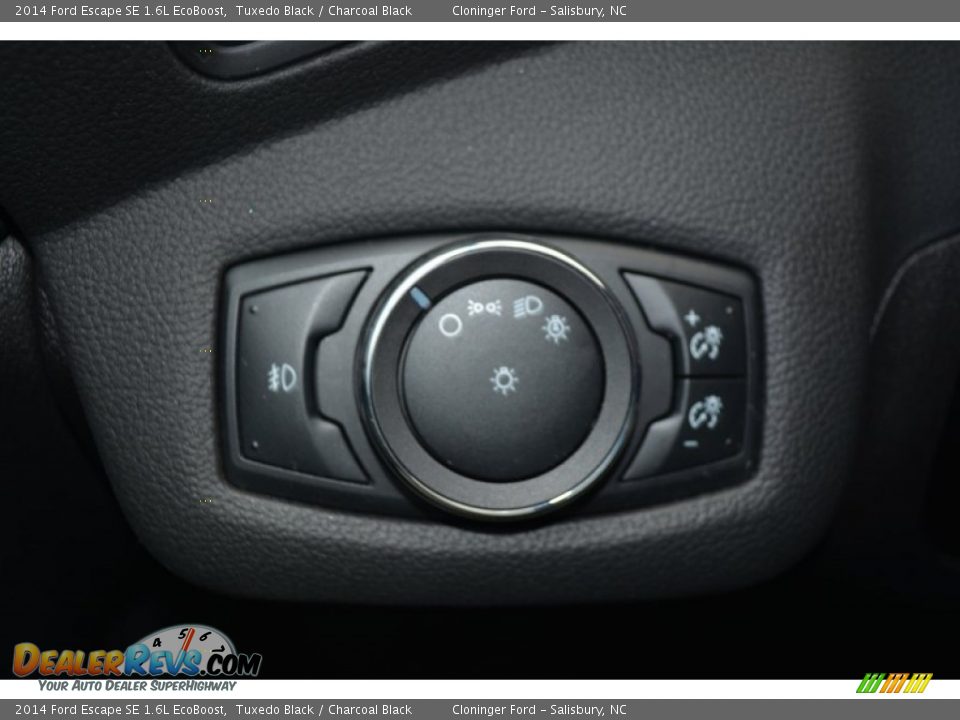 2014 Ford Escape SE 1.6L EcoBoost Tuxedo Black / Charcoal Black Photo #31