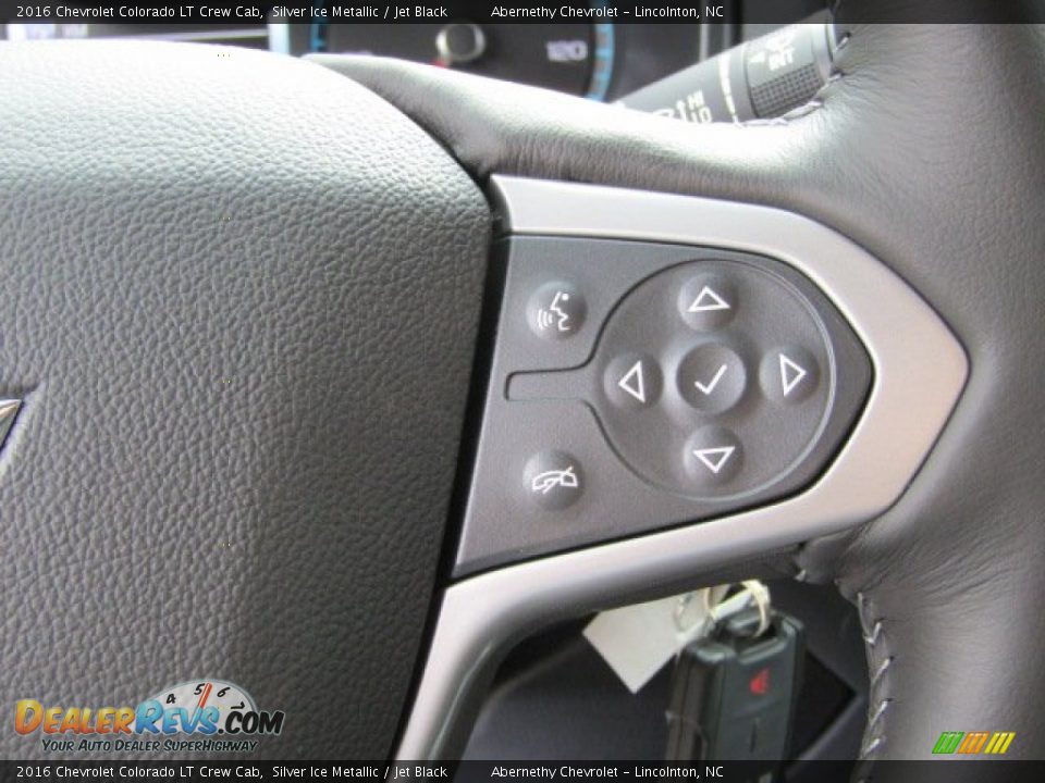 Controls of 2016 Chevrolet Colorado LT Crew Cab Photo #13
