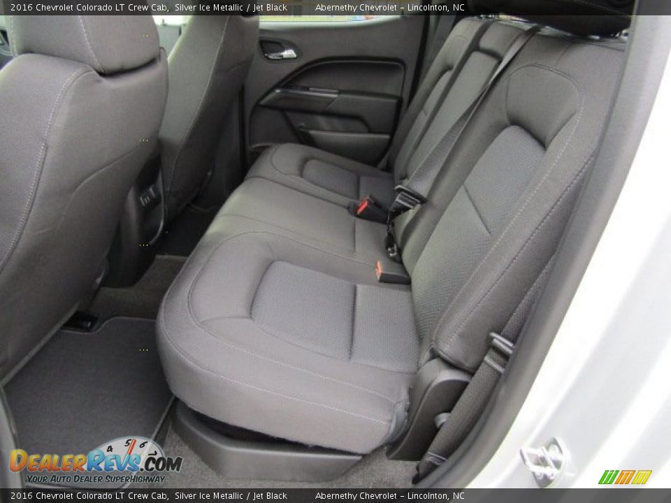 Rear Seat of 2016 Chevrolet Colorado LT Crew Cab Photo #15