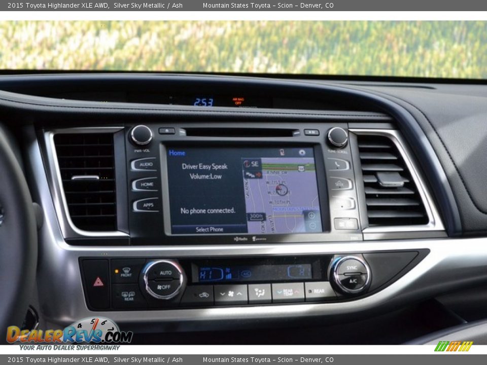 2015 Toyota Highlander XLE AWD Silver Sky Metallic / Ash Photo #6