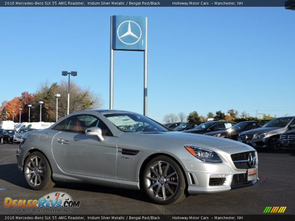 Front 3/4 View of 2016 Mercedes-Benz SLK 55 AMG Roadster Photo #3