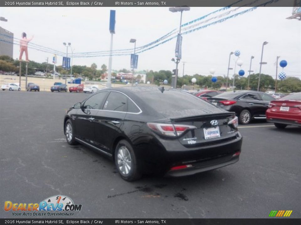 2016 Hyundai Sonata Hybrid SE Eclipse Black / Gray Photo #9