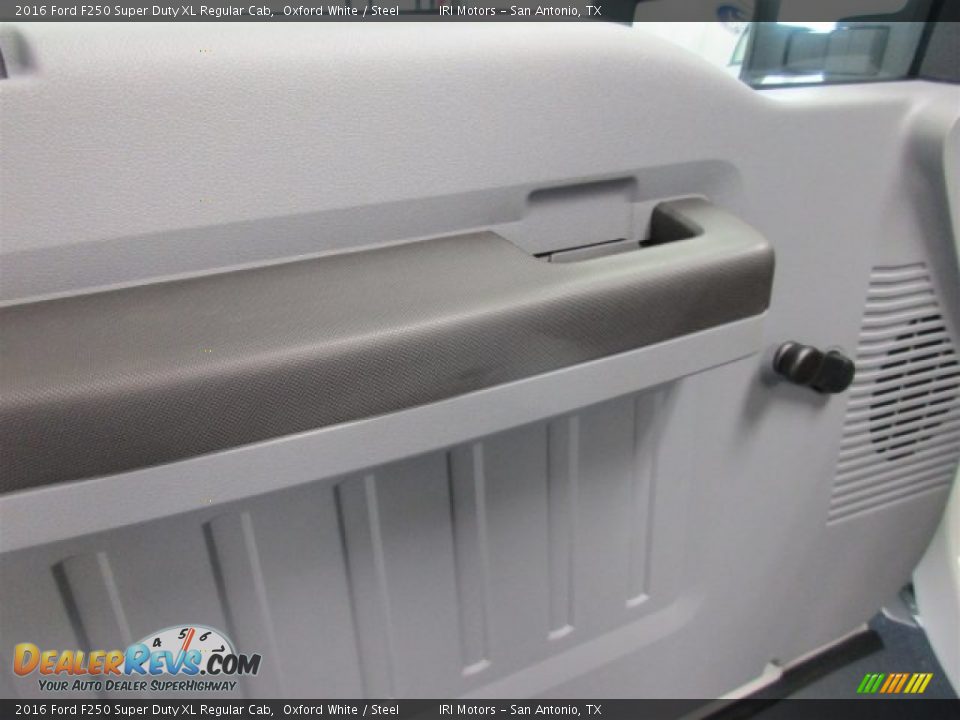 2016 Ford F250 Super Duty XL Regular Cab Oxford White / Steel Photo #10