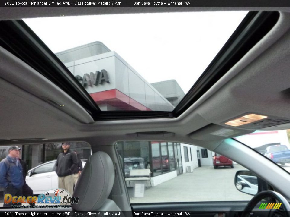 2011 Toyota Highlander Limited 4WD Classic Silver Metallic / Ash Photo #5