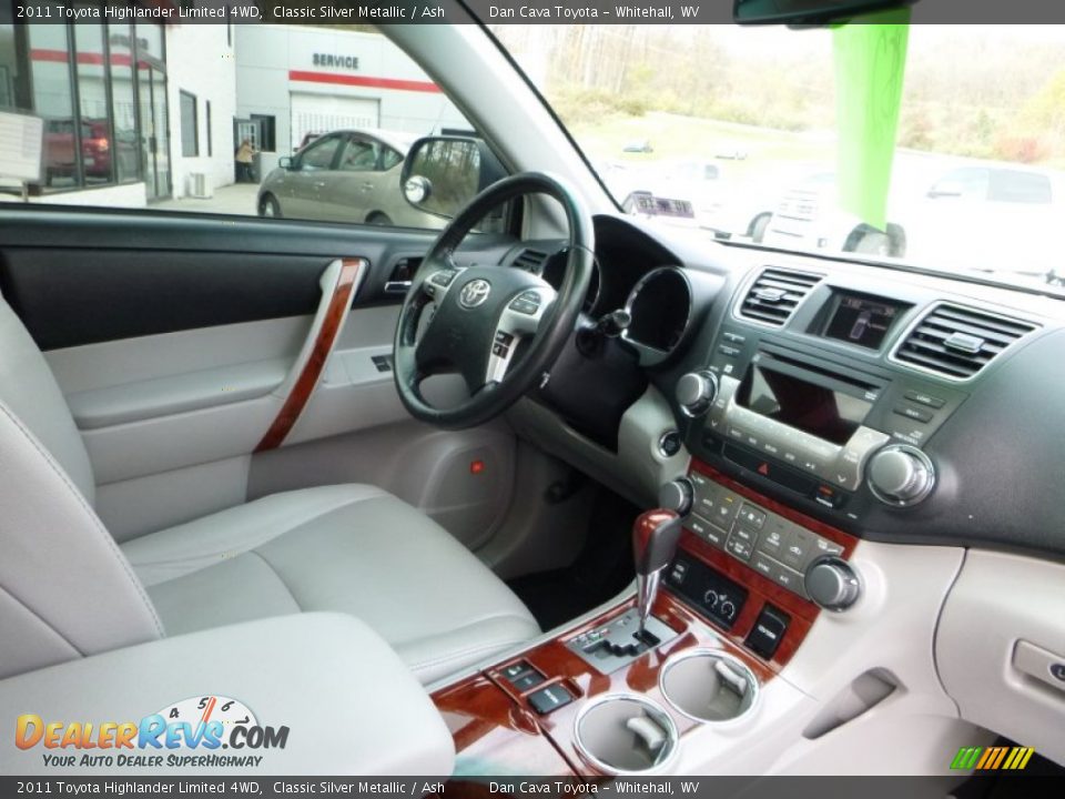 2011 Toyota Highlander Limited 4WD Classic Silver Metallic / Ash Photo #6