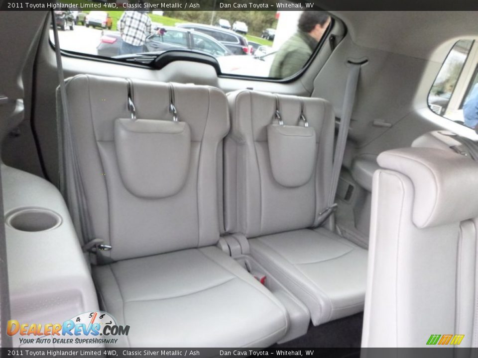 2011 Toyota Highlander Limited 4WD Classic Silver Metallic / Ash Photo #8
