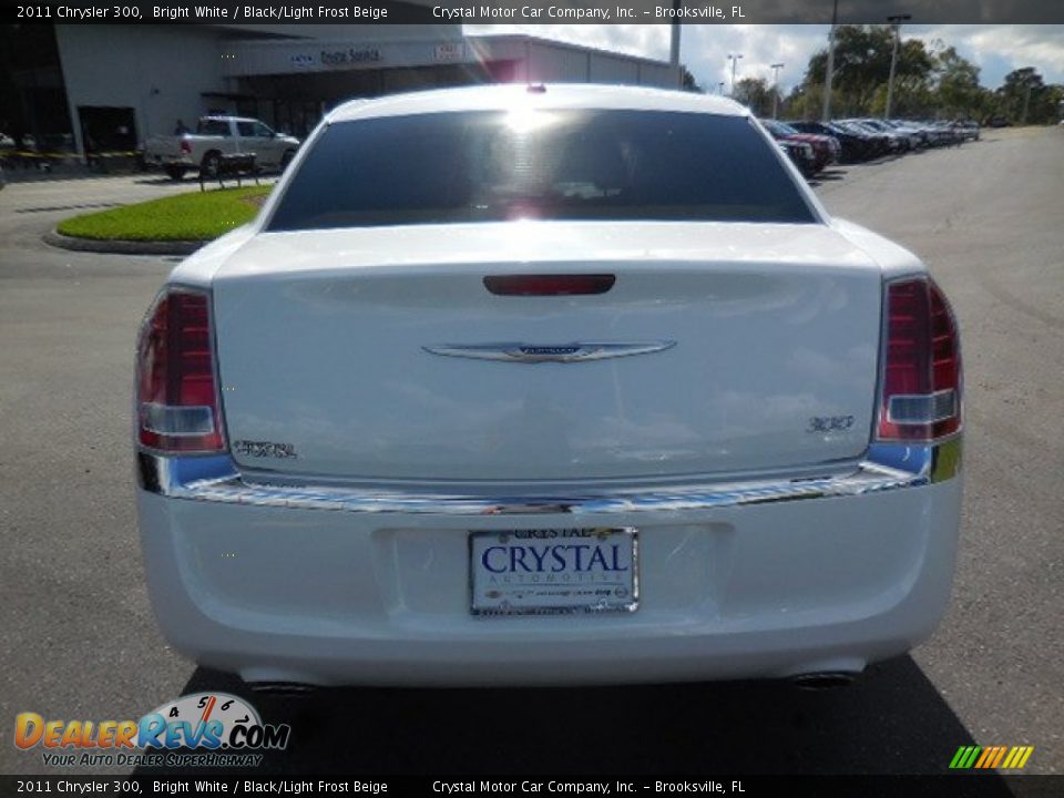 2011 Chrysler 300 Bright White / Black/Light Frost Beige Photo #7