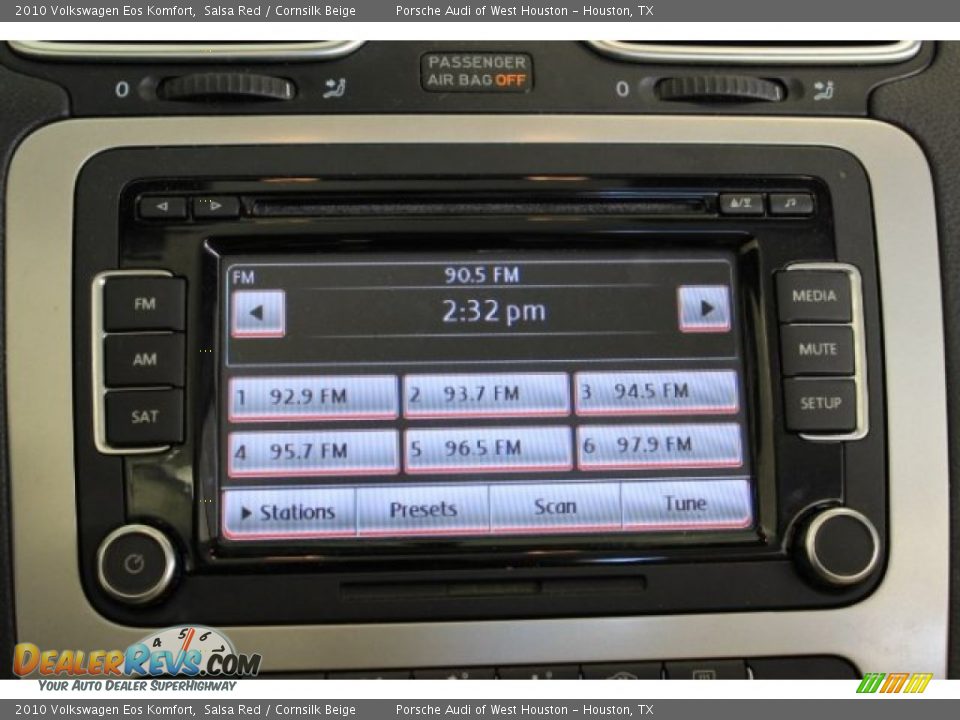 2010 Volkswagen Eos Komfort Salsa Red / Cornsilk Beige Photo #25