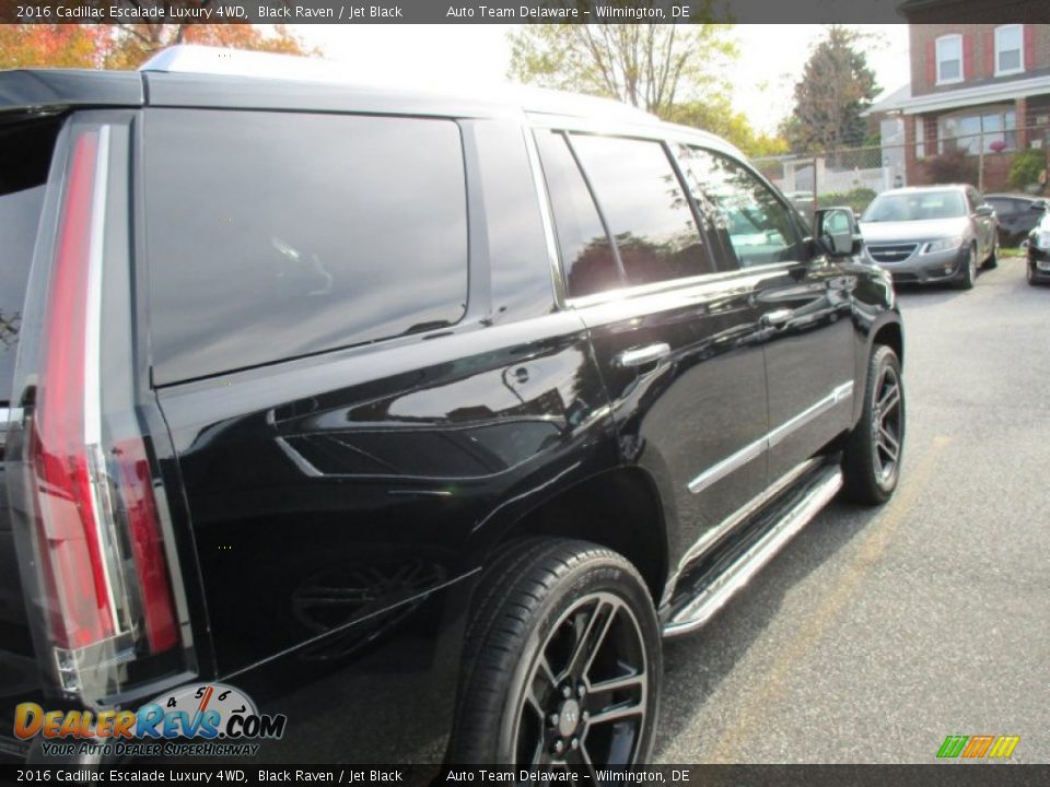 2016 Cadillac Escalade Luxury 4WD Black Raven / Jet Black Photo #4