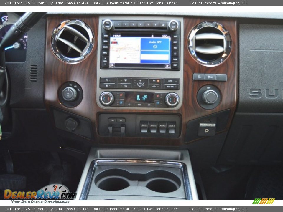 2011 Ford F250 Super Duty Lariat Crew Cab 4x4 Dark Blue Pearl Metallic / Black Two Tone Leather Photo #8