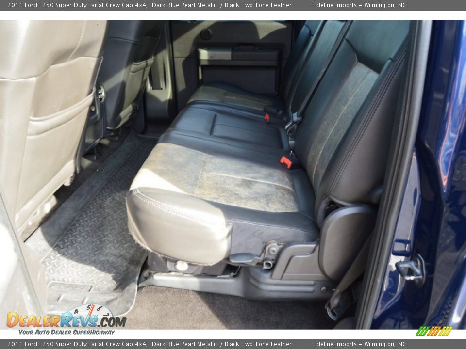 2011 Ford F250 Super Duty Lariat Crew Cab 4x4 Dark Blue Pearl Metallic / Black Two Tone Leather Photo #23