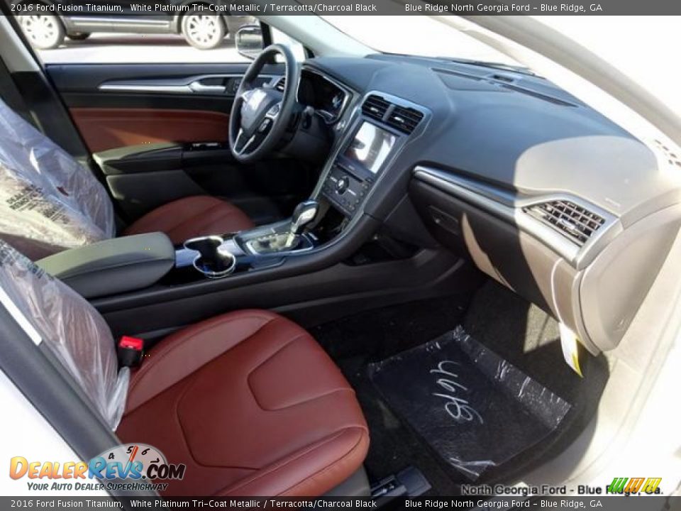 2016 Ford Fusion Titanium White Platinum Tri-Coat Metallic / Terracotta/Charcoal Black Photo #31