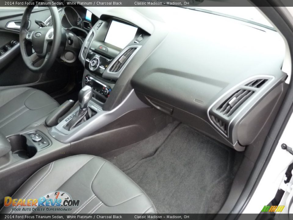2014 Ford Focus Titanium Sedan White Platinum / Charcoal Black Photo #14
