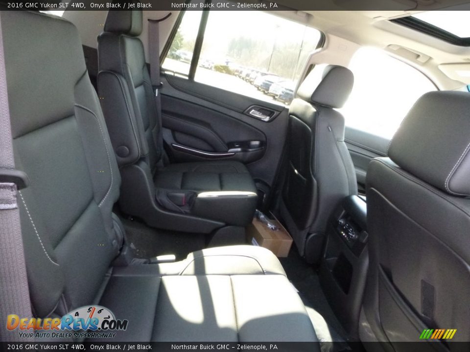 2016 GMC Yukon SLT 4WD Onyx Black / Jet Black Photo #11