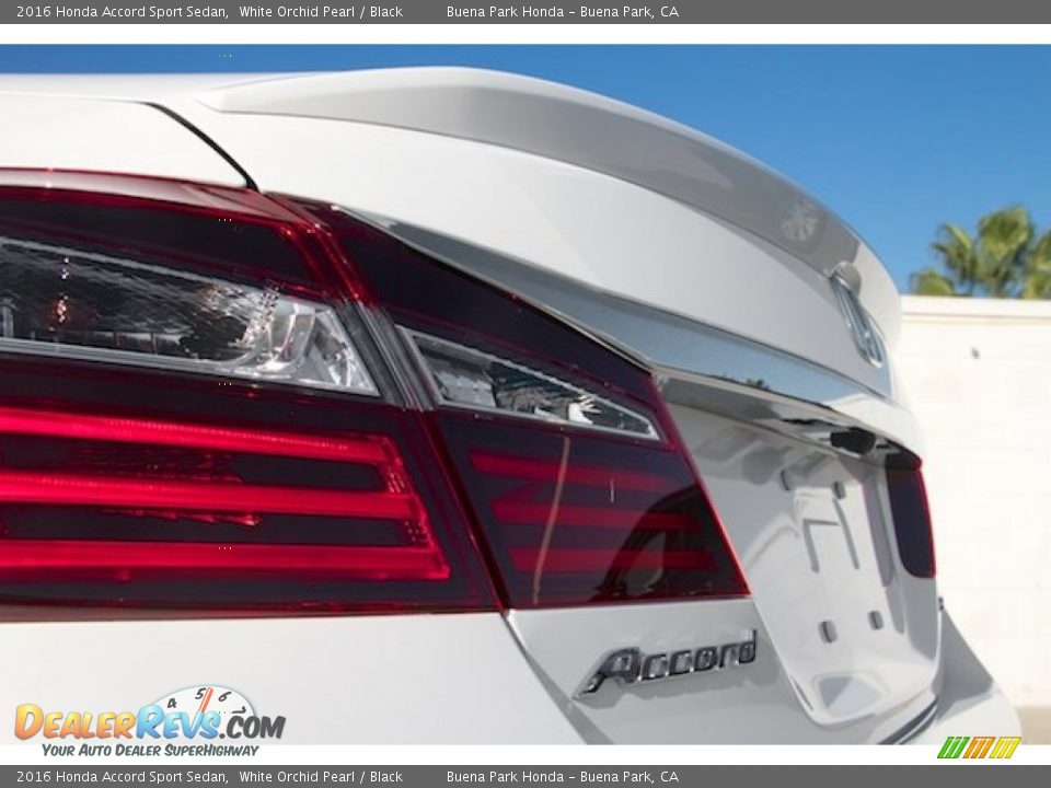 2016 Honda Accord Sport Sedan White Orchid Pearl / Black Photo #3