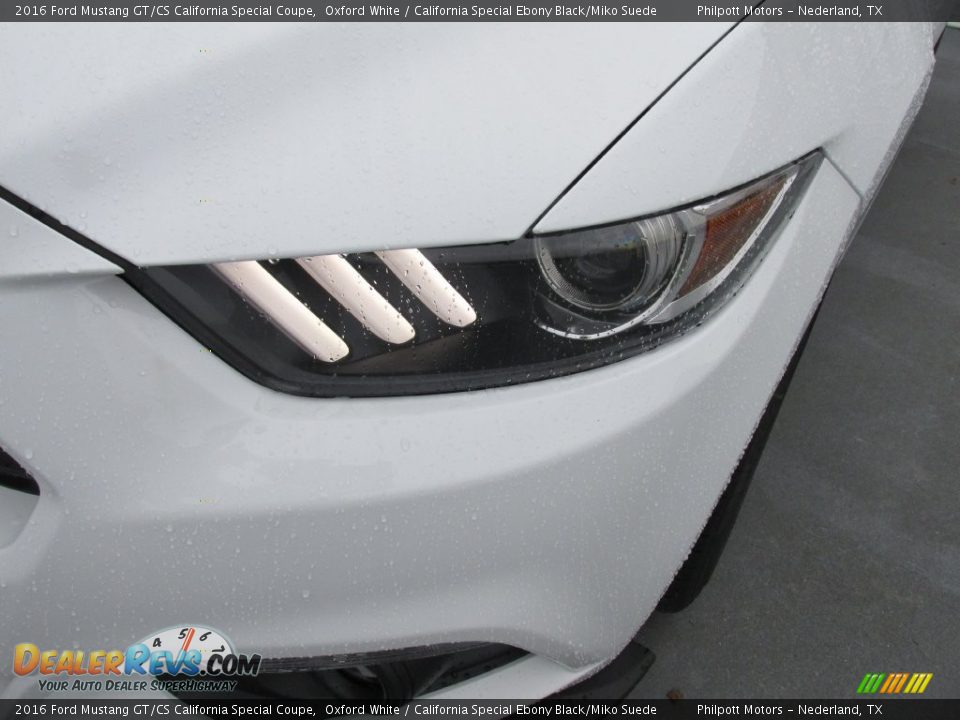 2016 Ford Mustang GT/CS California Special Coupe Oxford White / California Special Ebony Black/Miko Suede Photo #9