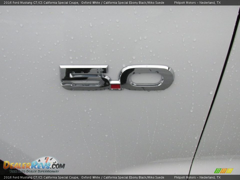 2016 Ford Mustang GT/CS California Special Coupe Oxford White / California Special Ebony Black/Miko Suede Photo #12