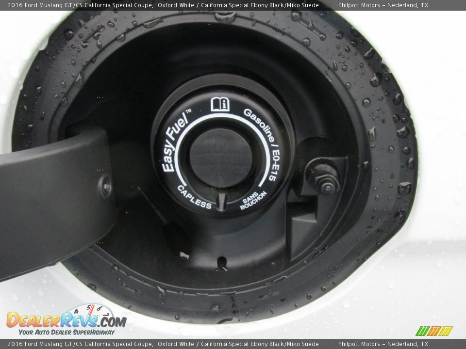 2016 Ford Mustang GT/CS California Special Coupe Oxford White / California Special Ebony Black/Miko Suede Photo #14